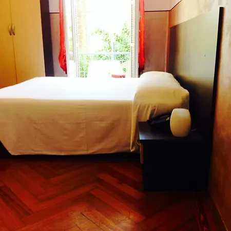 自由酒店 酒店 2*