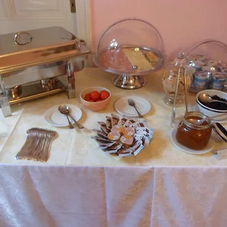 自由酒店 圣雷默