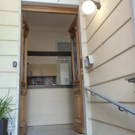 Liberty Hotel San Remo